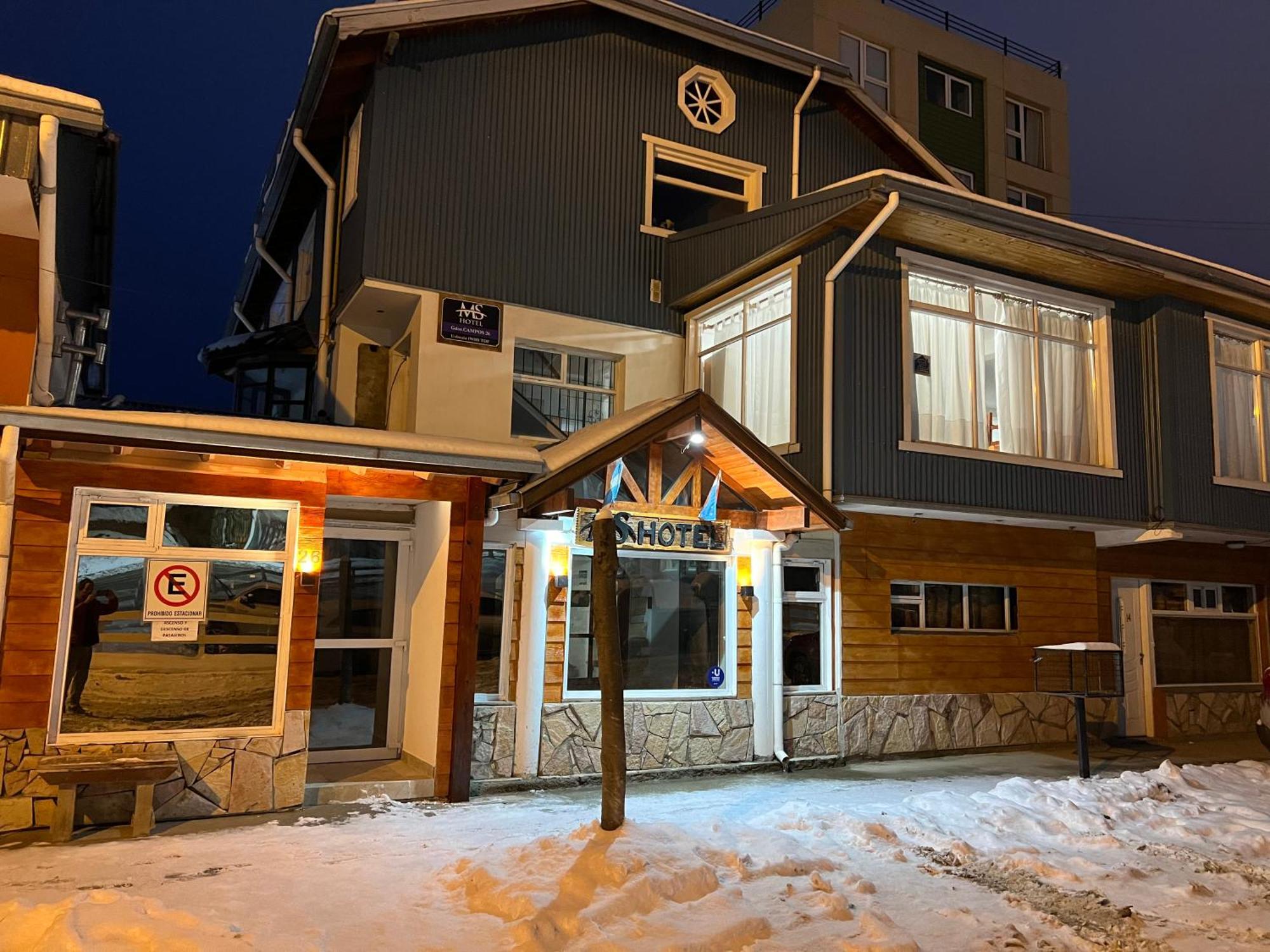 Ms Hotel Campos 26 Ushuaia Dış mekan fotoğraf